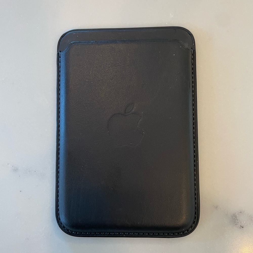 Black Apple MagSafe Wallet